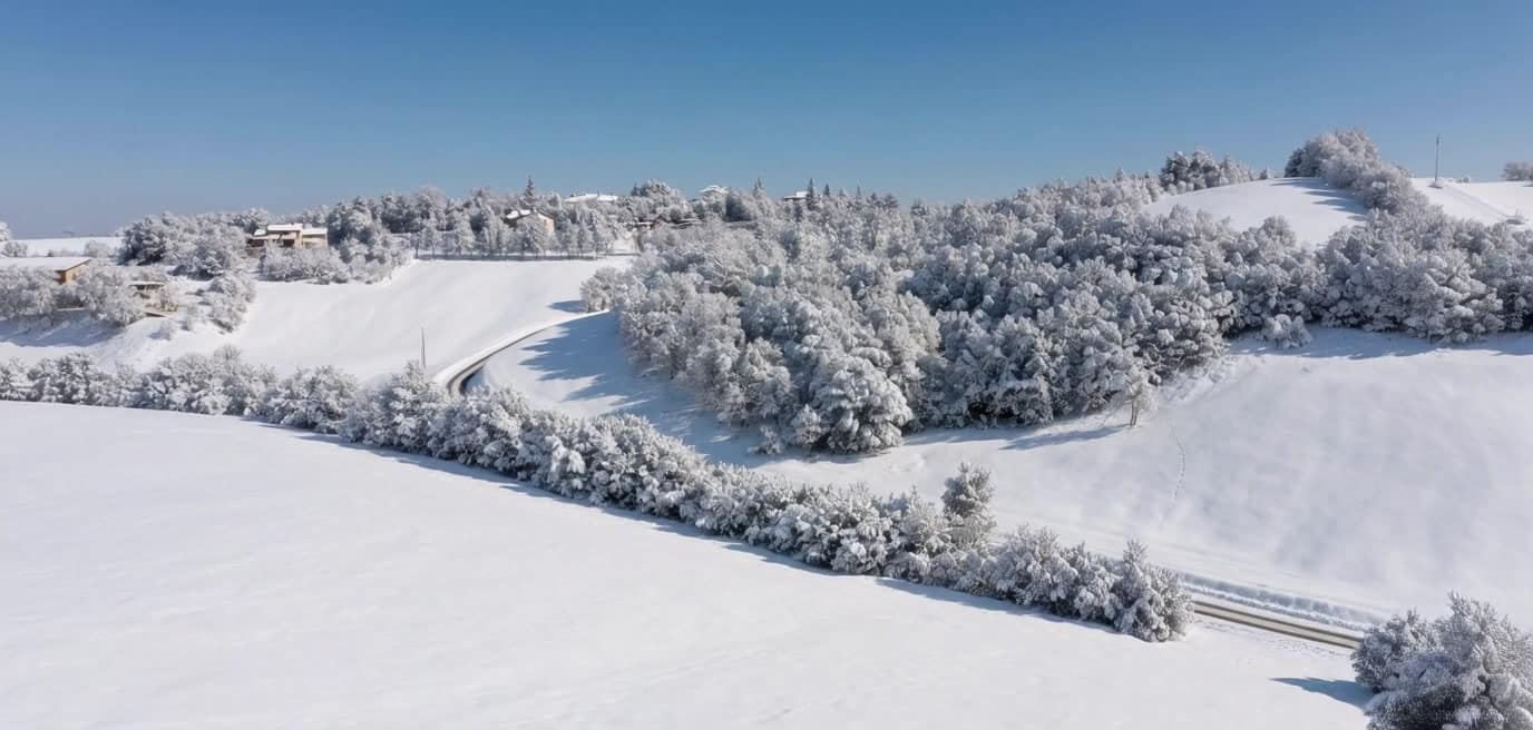 L’Appennino innevato sopra Toano